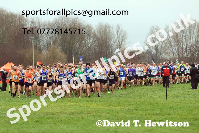 Senior mens 2023 North Eastern Cross Country Champs., Temple Park, South Shields. Photo: David T. Hewitson/Sports for All Pics